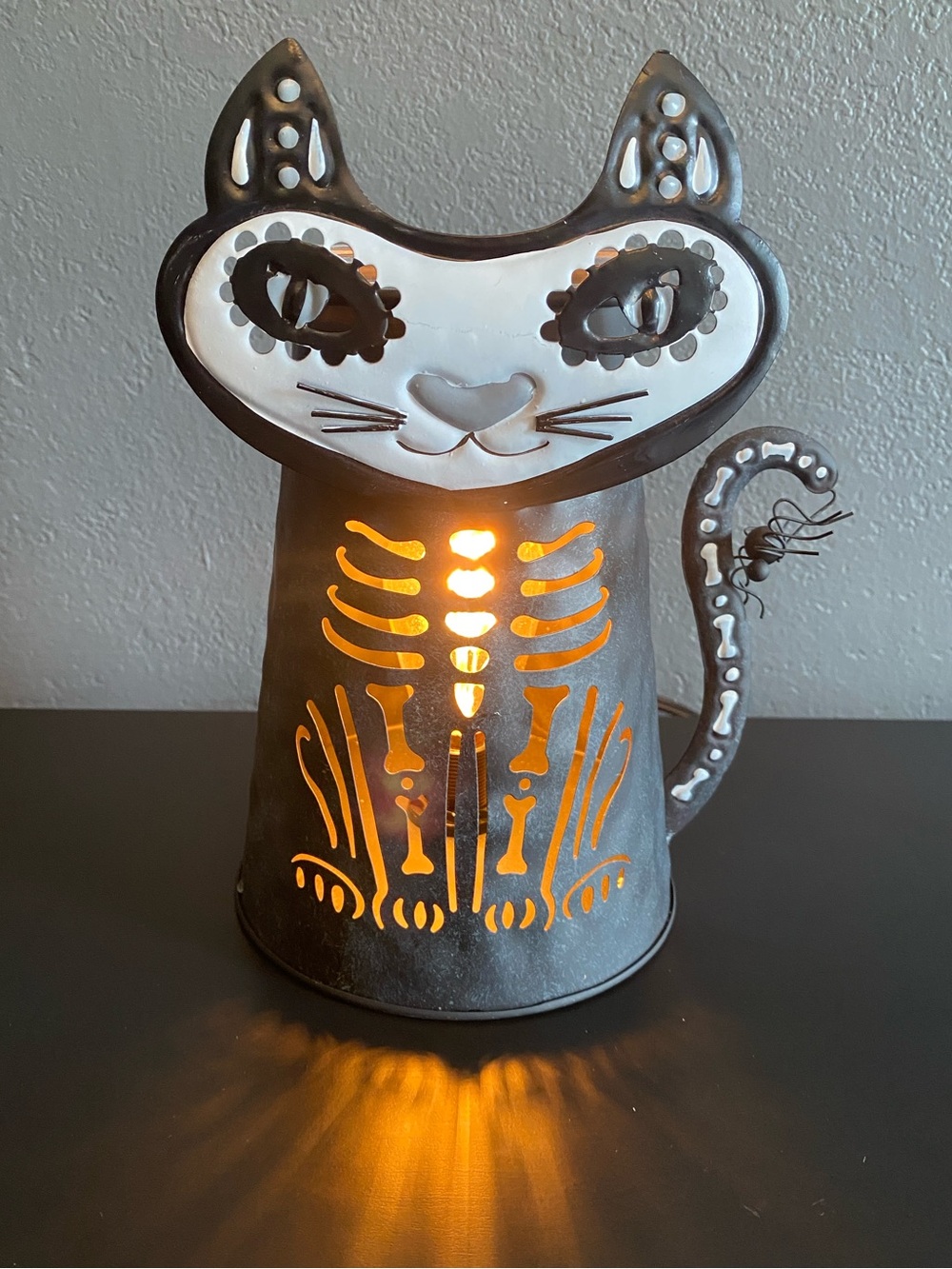 Scentsy Very Superstitious Black Cat Skeleton Wax Melt Warmer - Spooky No Box 9”